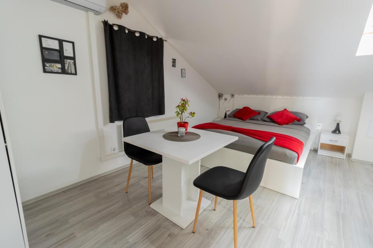 Hill Apartman - Maksimir Rebro ซาเกร็บ ภายนอก รูปภาพ