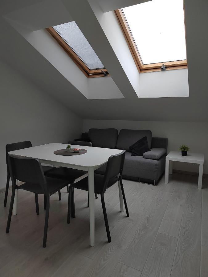Hill Apartman - Maksimir Rebro ซาเกร็บ ภายนอก รูปภาพ